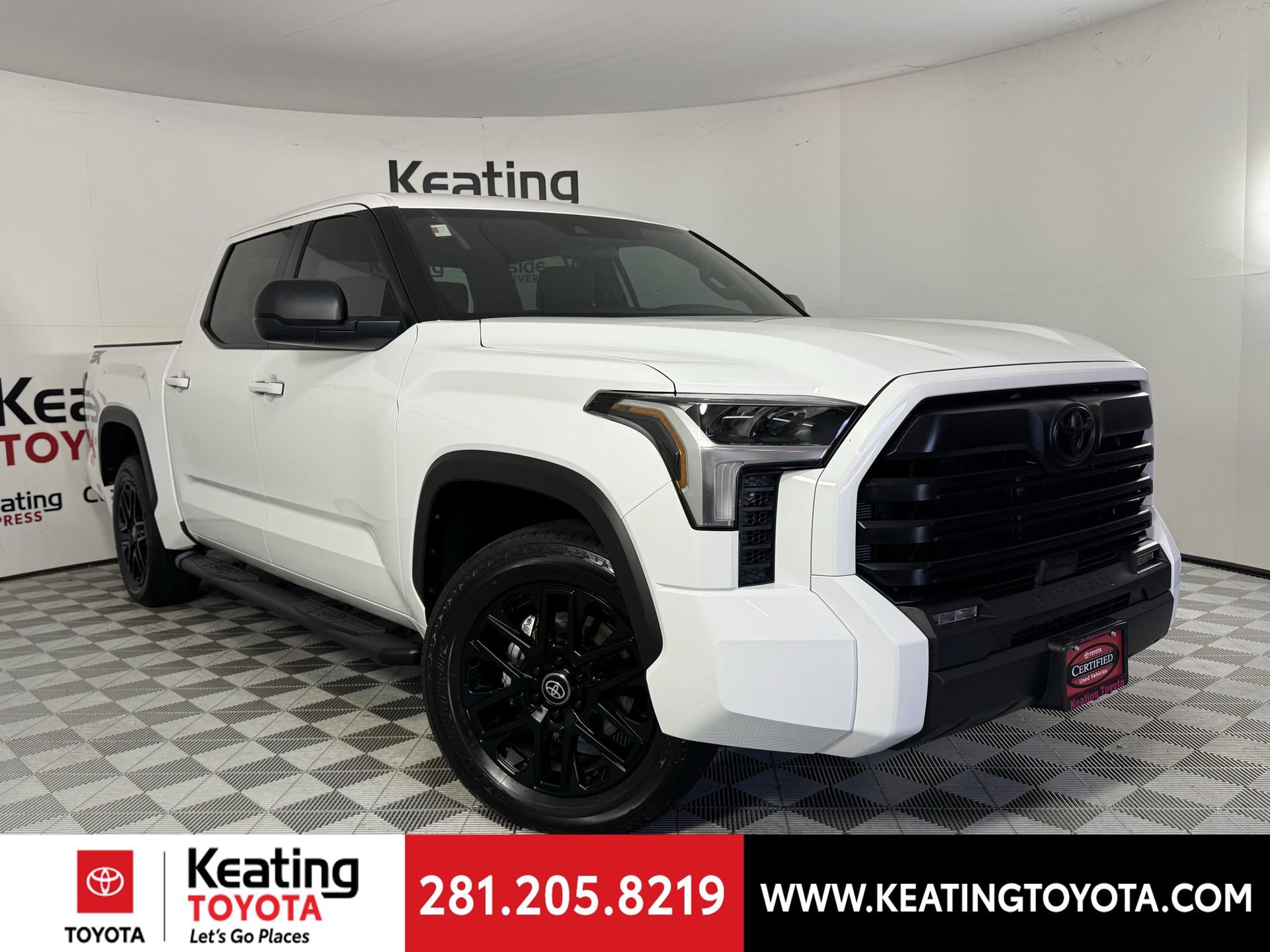 Used 2026 Toyota Tundra SR5 w/ SX Package image 2