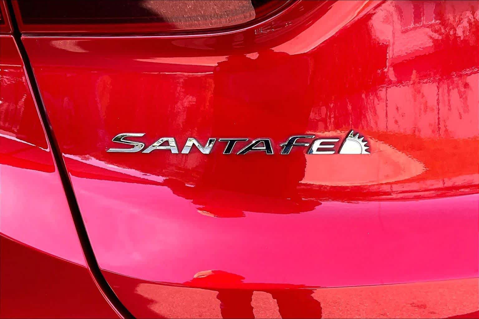 Used 2021 Hyundai Santa Fe SEL FWD image 18