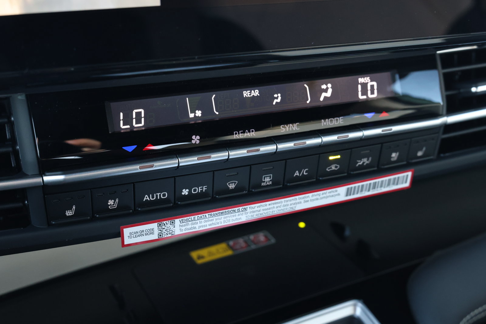 New 2026 Toyota Sienna Platinum AWD/4WD image 21