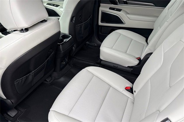 New 2025 Kia Telluride S image 14