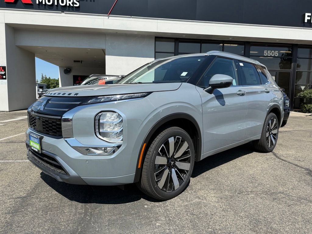 New 2026 Mitsubishi Outlander SEL FWD image 4