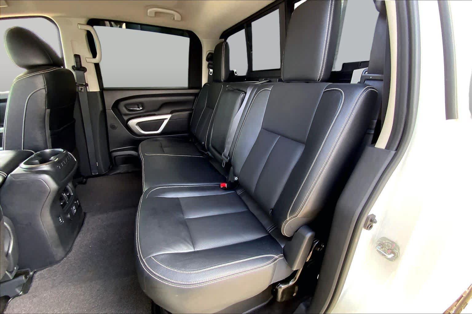 Used 2019 Nissan Titan PRO-4X w/ Pro-4x Convenience Package AWD/4WD image 20