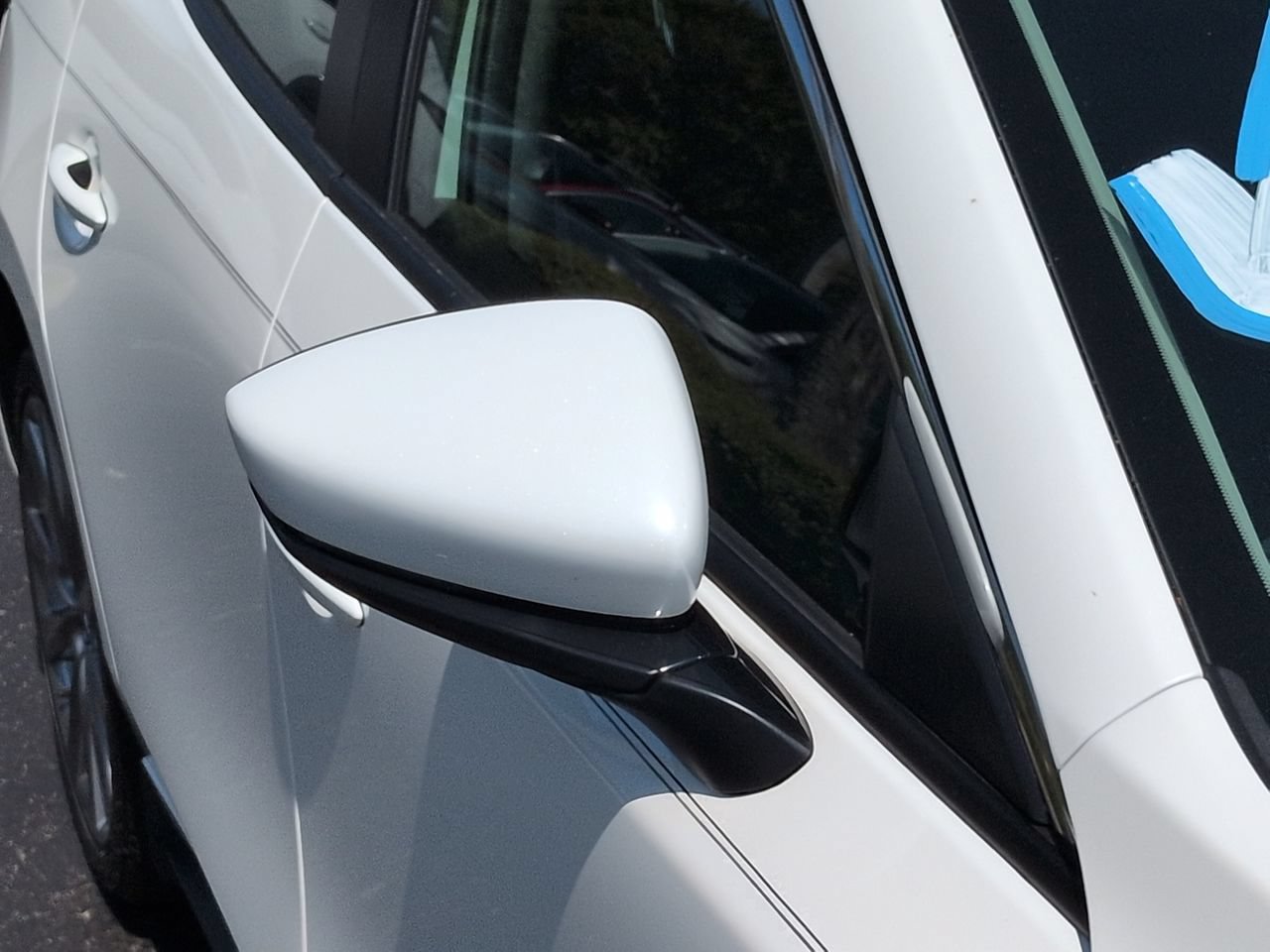 Used 2022 MAZDA MAZDA3 s FWD image 12