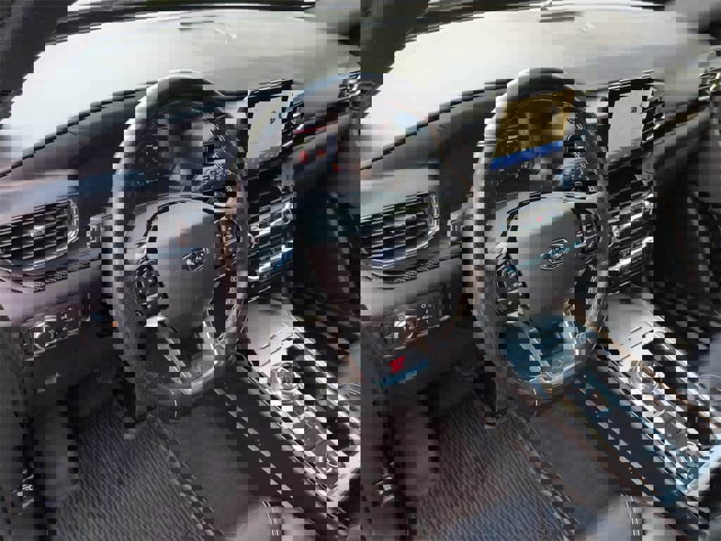 Used 2022 Ford Explorer ST image 10