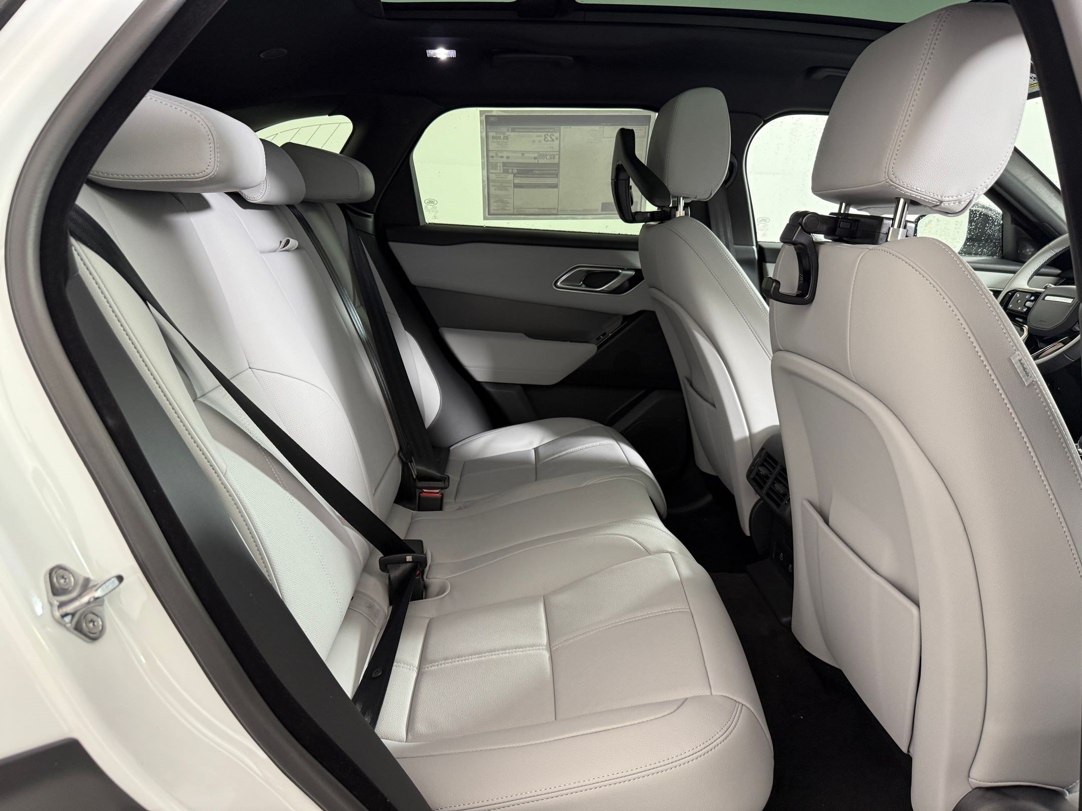 New 2026 Land Rover Range Rover Velar S AWD/4WD image 28