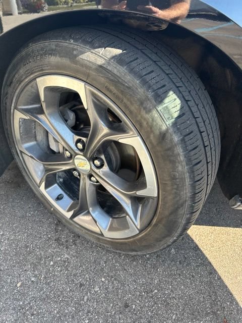 Used 2022 Chevrolet Malibu LT w/ Leather Package FWD image 8