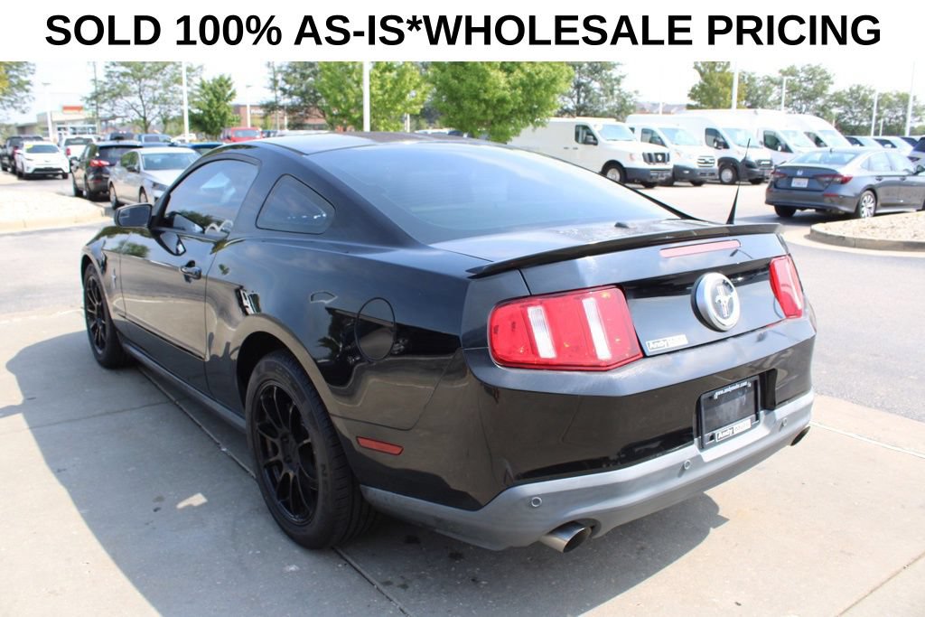 Used 2012 Ford Mustang Premium RWD image 5