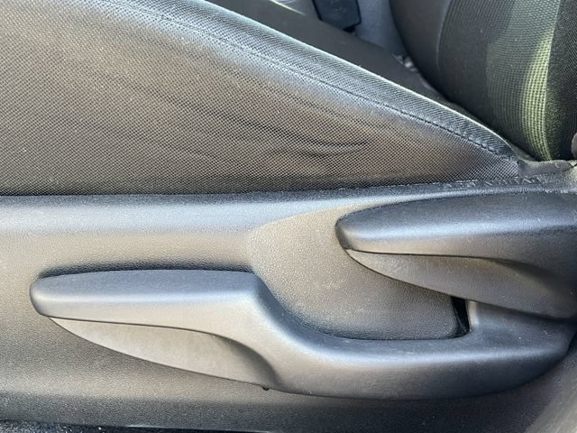 Used 2016 Toyota RAV4 LE FWD image 24