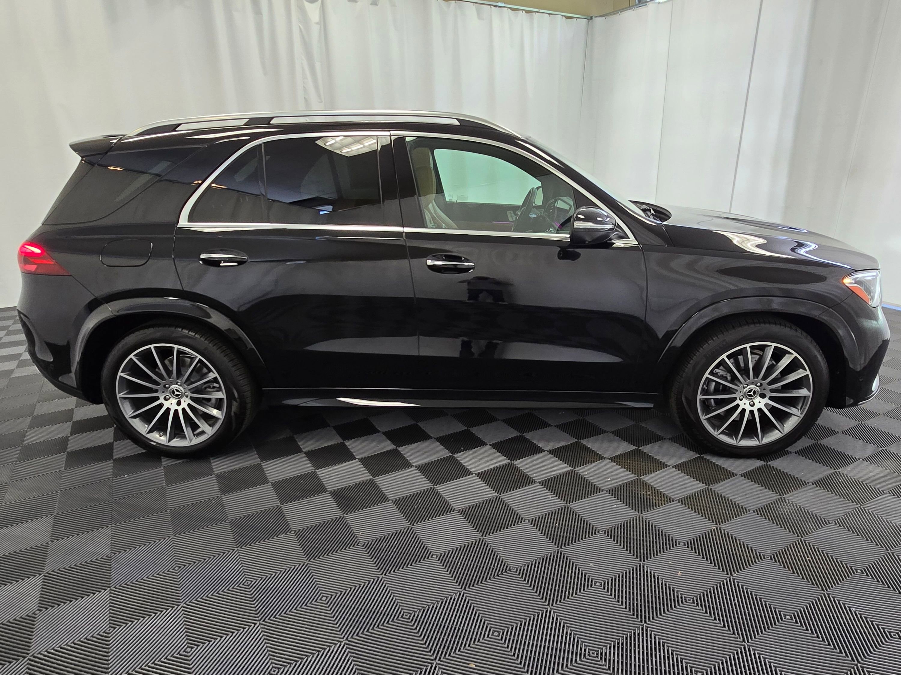 Used 2024 Mercedes-Benz GLE 580 4MATIC image 7