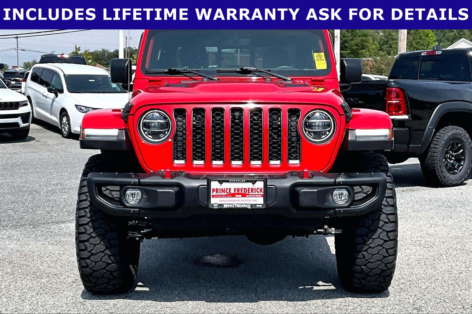 Used 2022 Jeep Gladiator Rubicon w/ LED Lighting Group AWD/4WD image 2