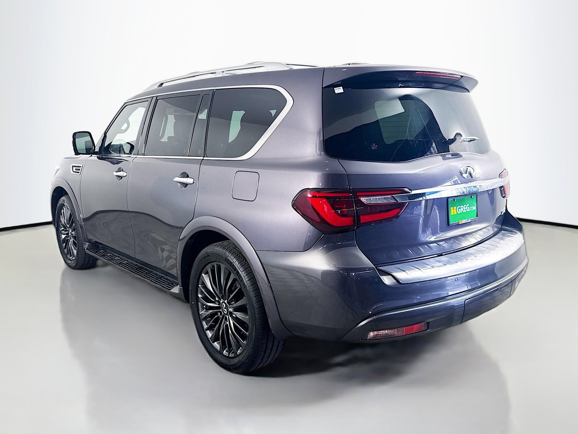 Used 2022 INFINITI QX80 Sensory w/ All-Season Package image 7
