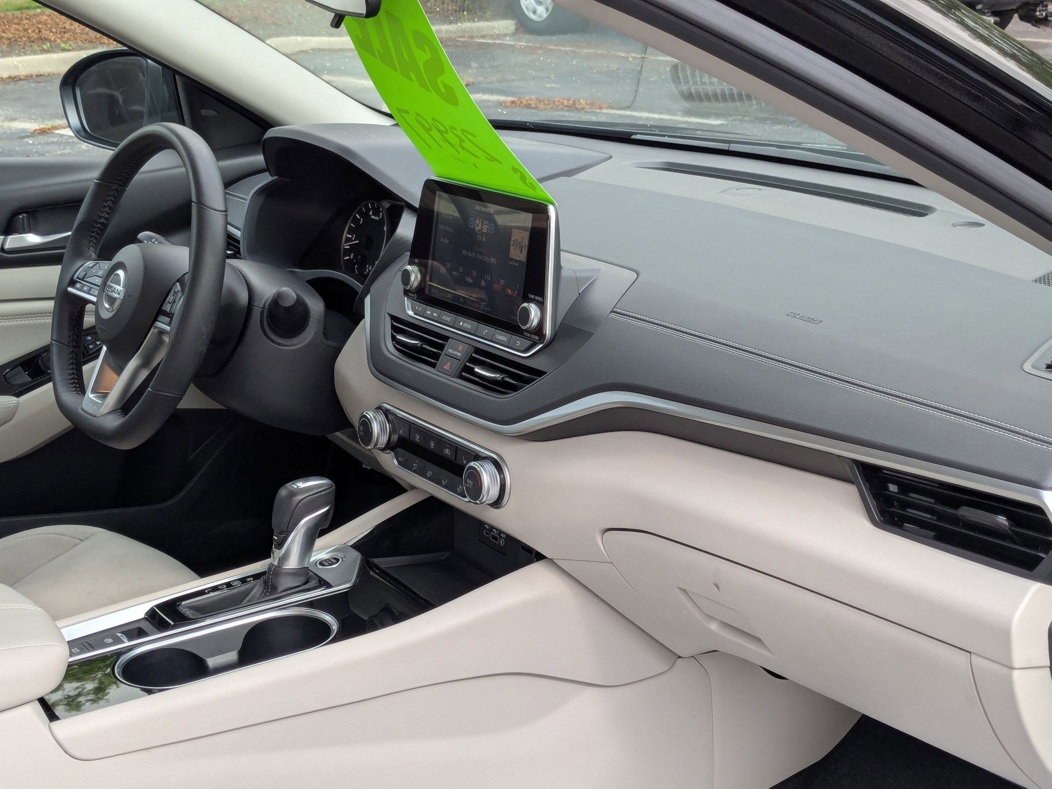 Certified 2022 Nissan Altima 2.5 SV w/ SV Premium Package image 23