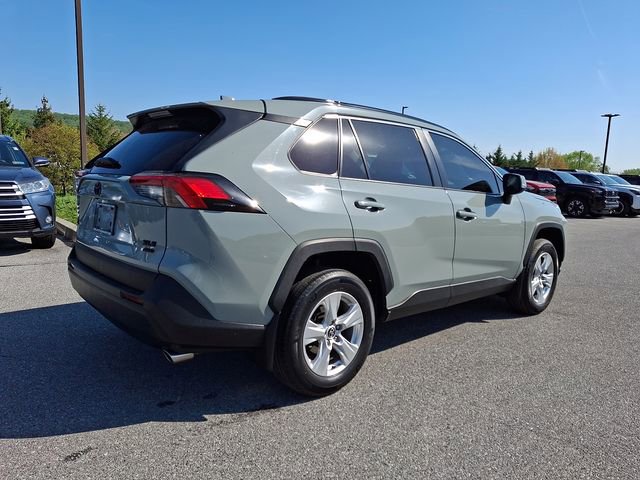 Certified 2020 Toyota RAV4 XLE w/ Convenience Package AWD/4WD image 6
