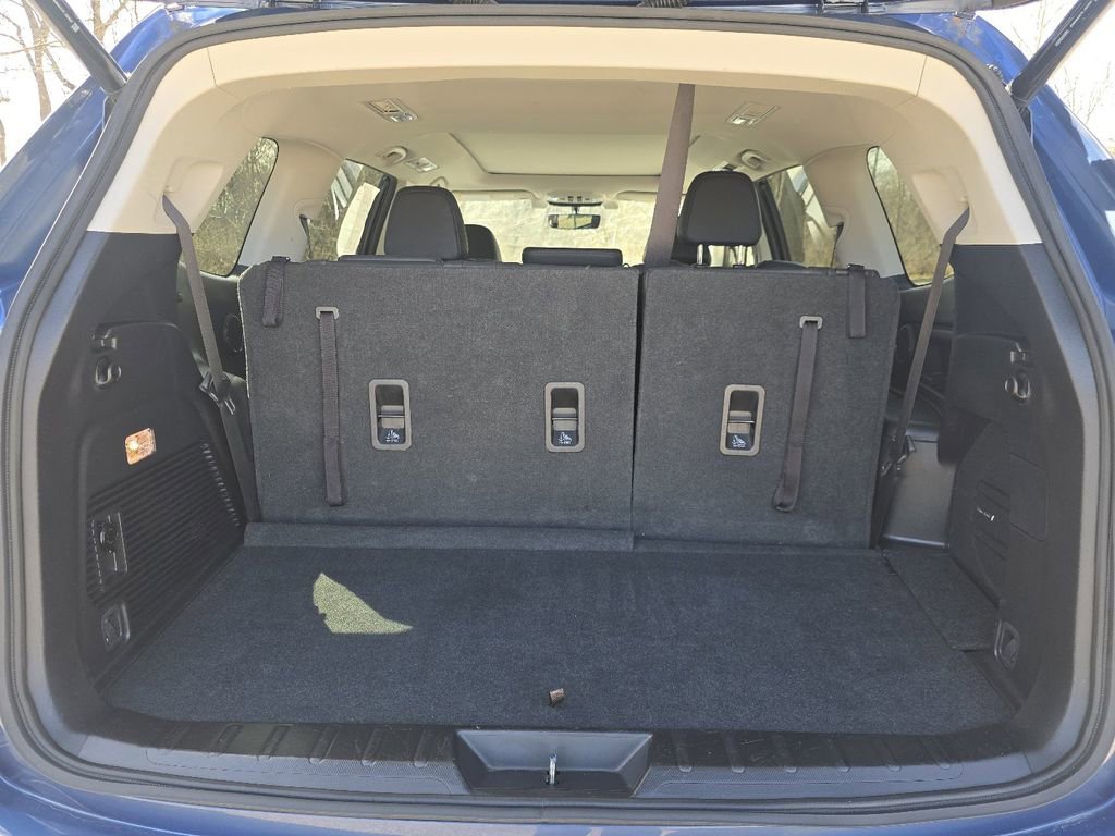 Used 2022 Subaru Ascent Limited w/ Technology Package image 20