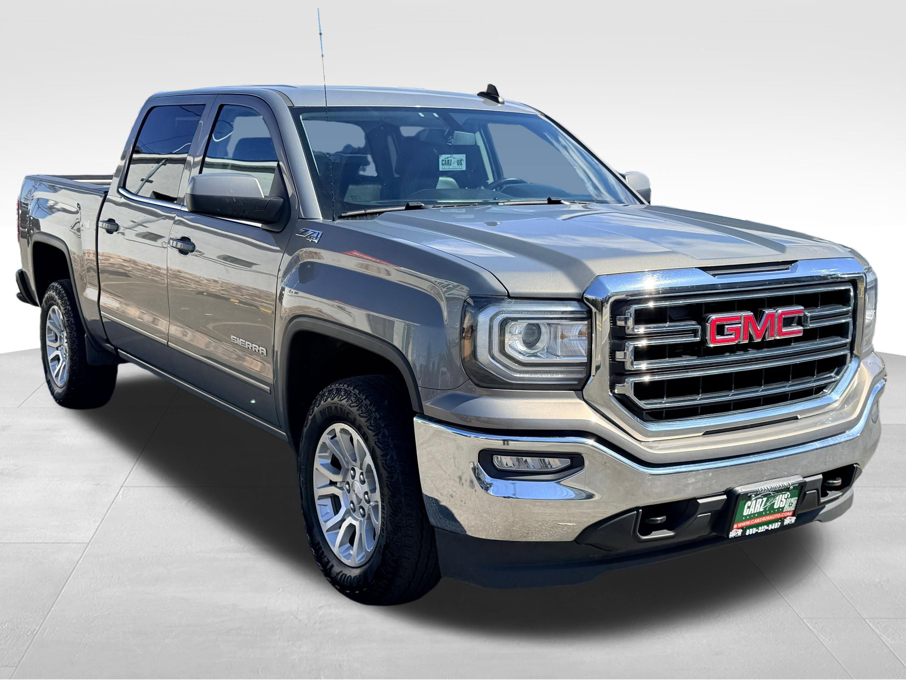 Used 2017 GMC Sierra 1500 SLE w/ SLE Value Package image 3