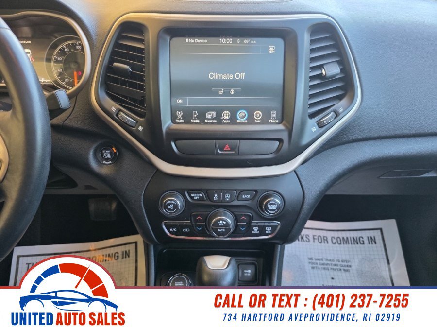 Used 2016 Jeep Cherokee Limited AWD/4WD image 16