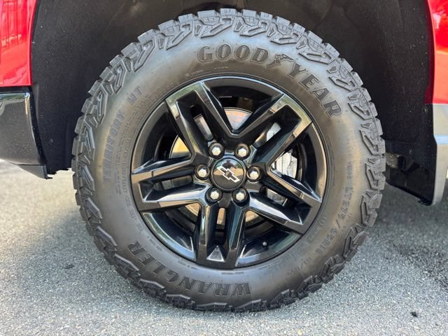 Used 2024 Chevrolet Silverado 1500 LT Trail Boss AWD/4WD image 8
