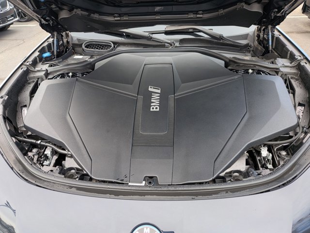 Certified 2024 BMW i7 xDrive60 w/ Premium Package AWD/4WD image 29