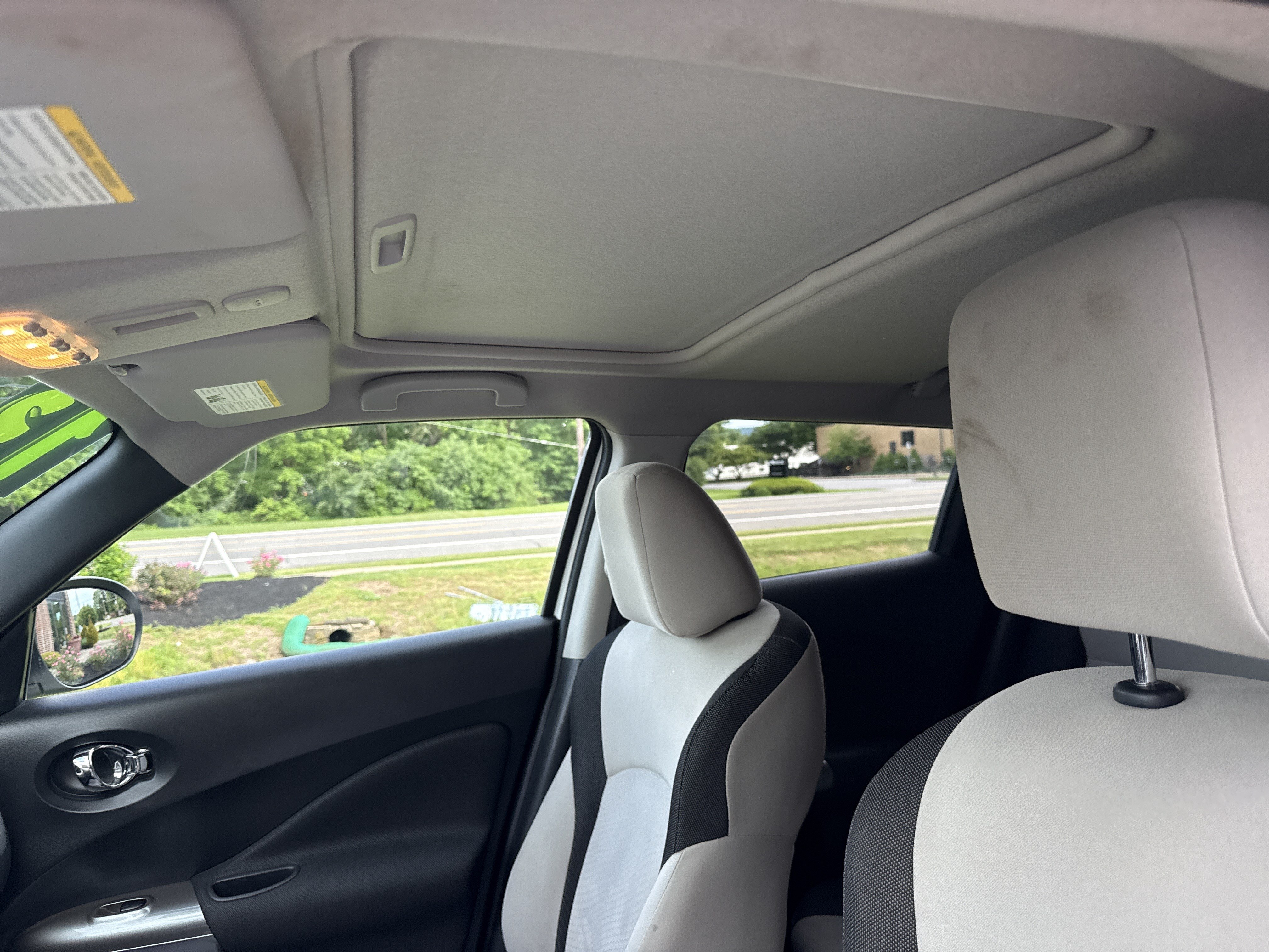 Used 2013 Nissan Juke SV AWD/4WD image 26