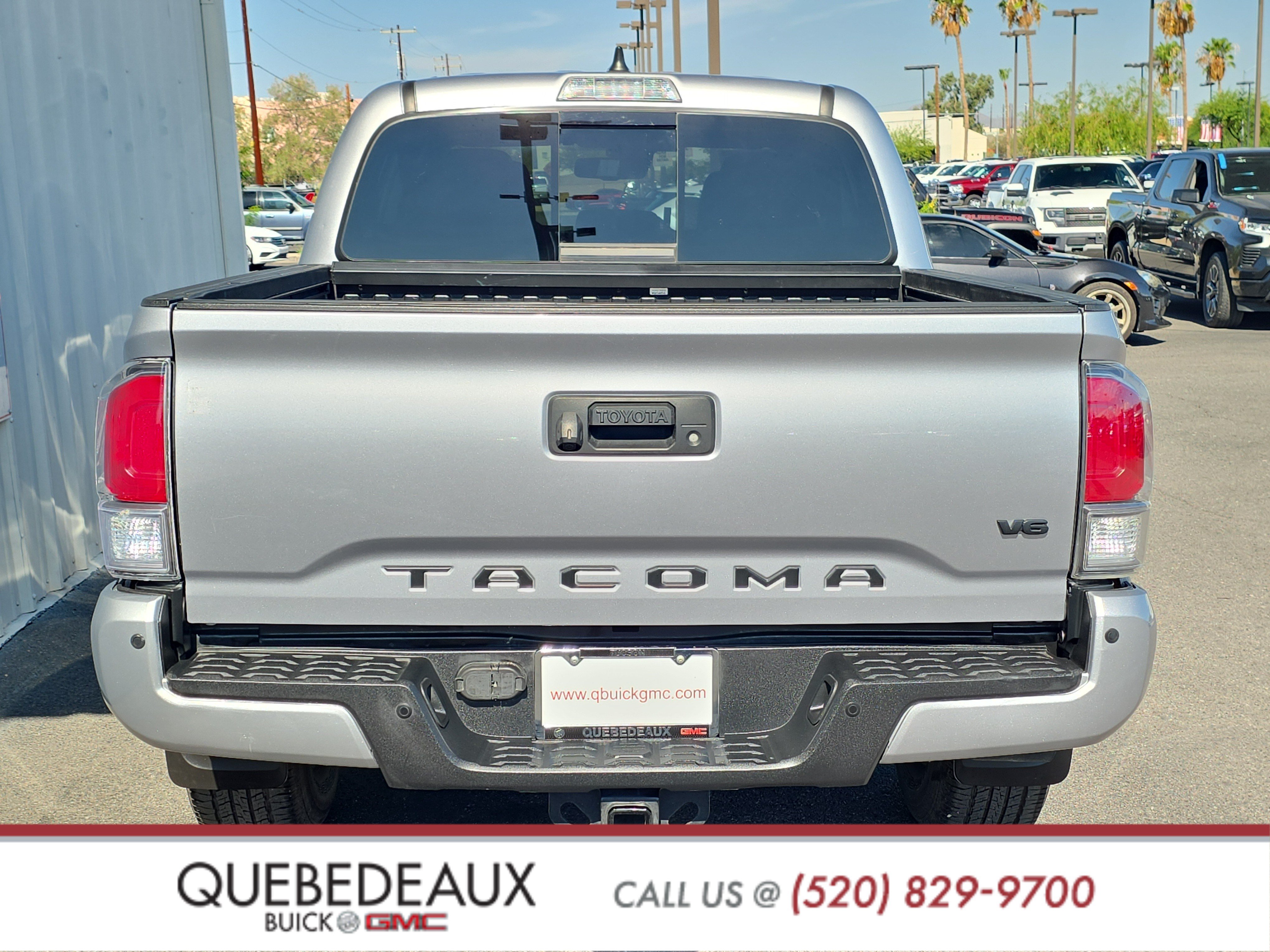 Used 2020 Toyota Tacoma TRD Off-Road w/ Technology Package AWD/4WD image 6