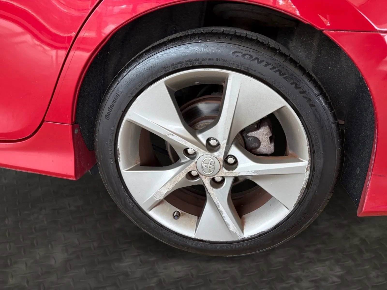 Used 2014 Toyota Camry SE FWD image 36