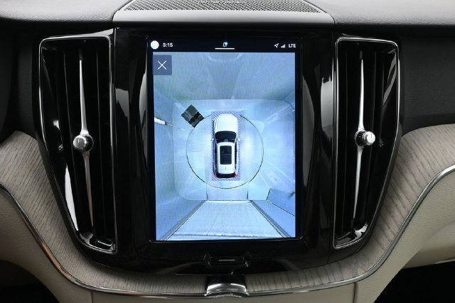 Used 2023 Volvo XC60 B5 Plus w/ Protection Package Premier FWD image 20