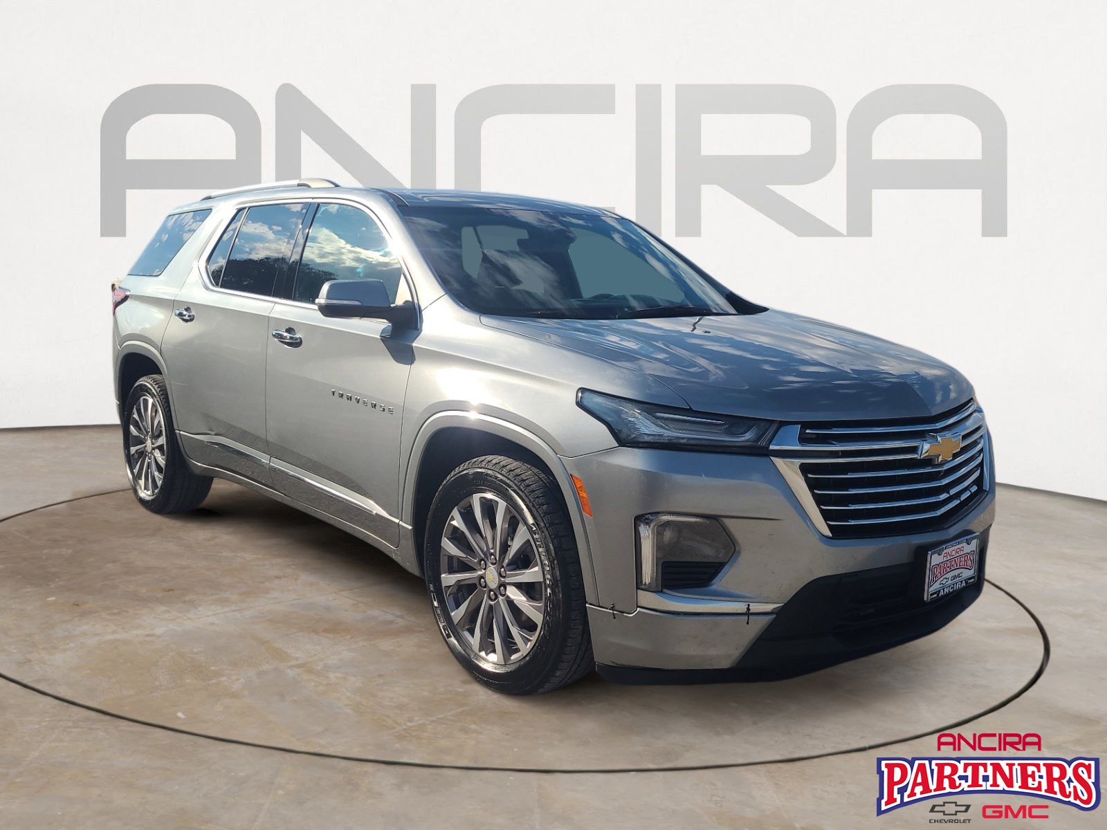 Used 2023 Chevrolet Traverse Premier