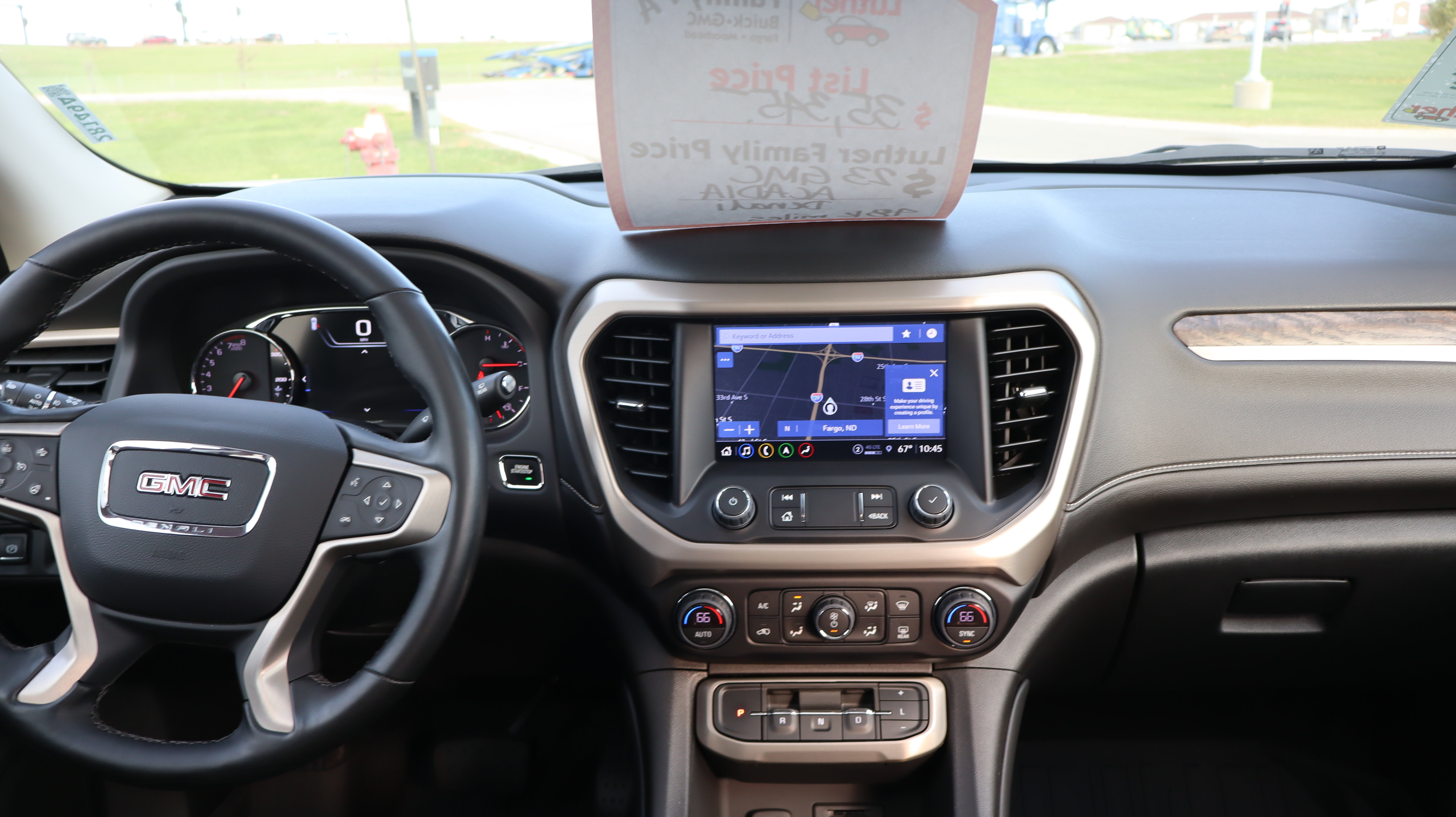 Certified 2023 GMC Acadia Denali w/ Denali Ultimate Package AWD/4WD image 11