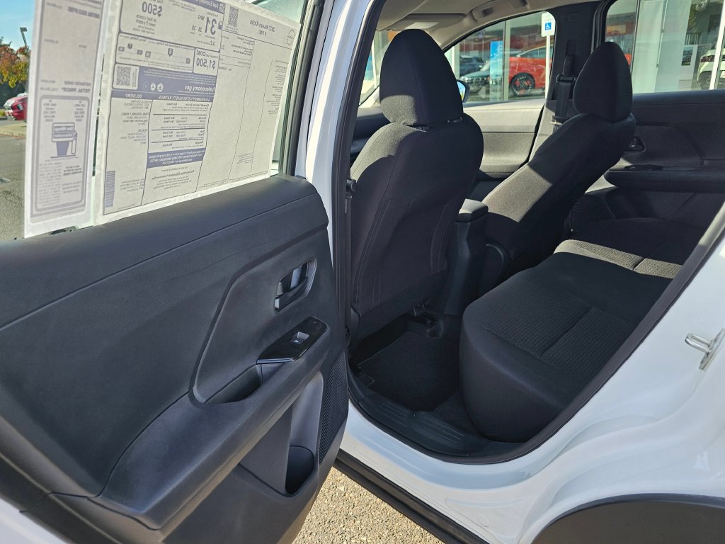 New 2027 Nissan Kicks S FWD image 11