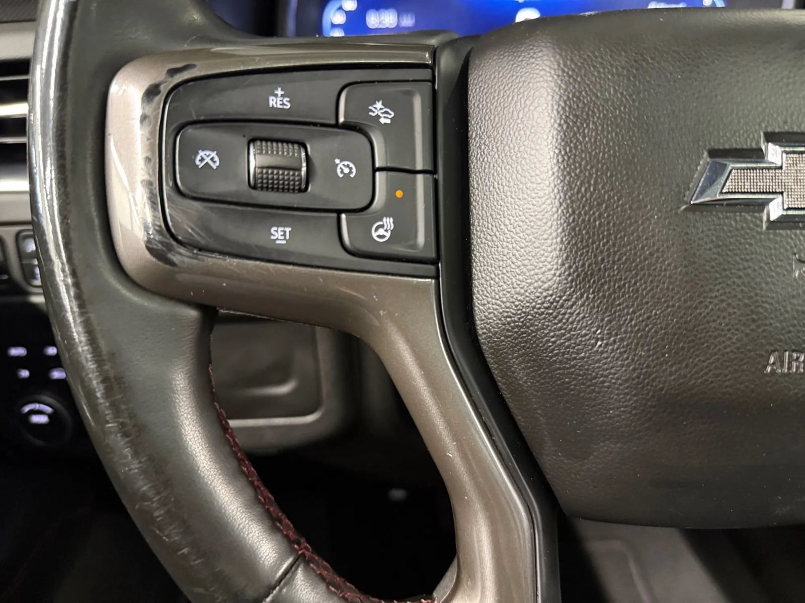 Used 2023 Chevrolet Suburban RST w/ Luxury Package AWD/4WD image 31