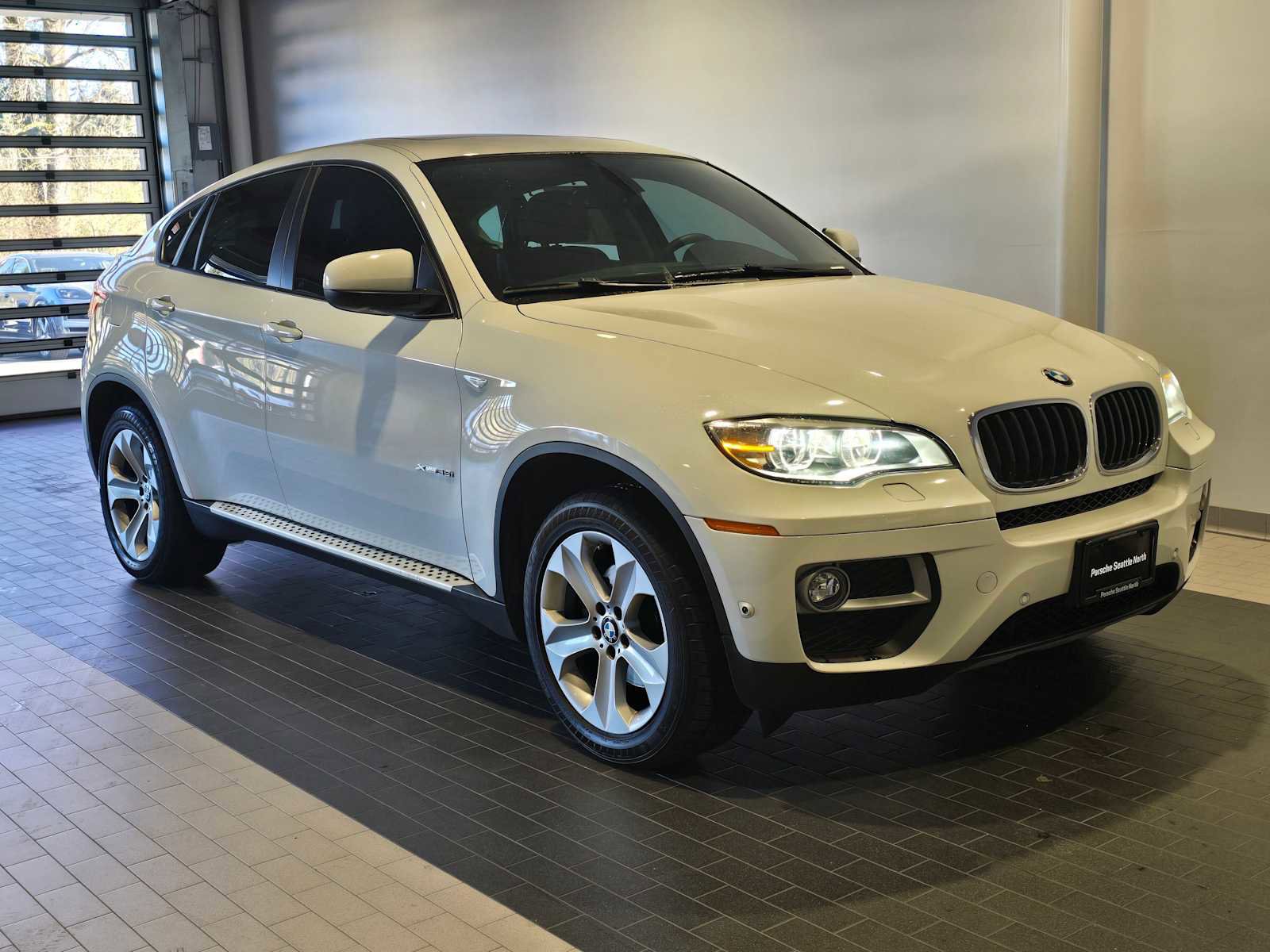 Used 2014 BMW X6 xDrive35i image 7