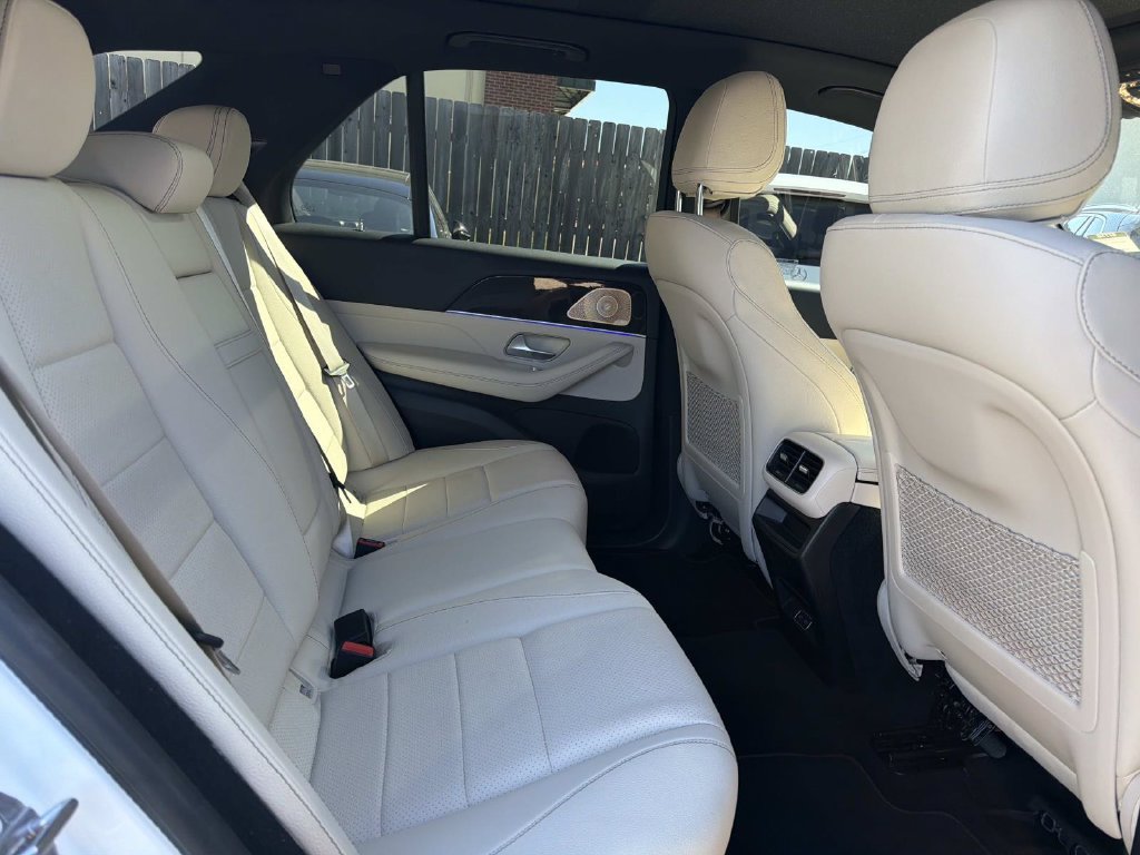 Used 2025 Mercedes-Benz GLE 350 4MATIC image 9