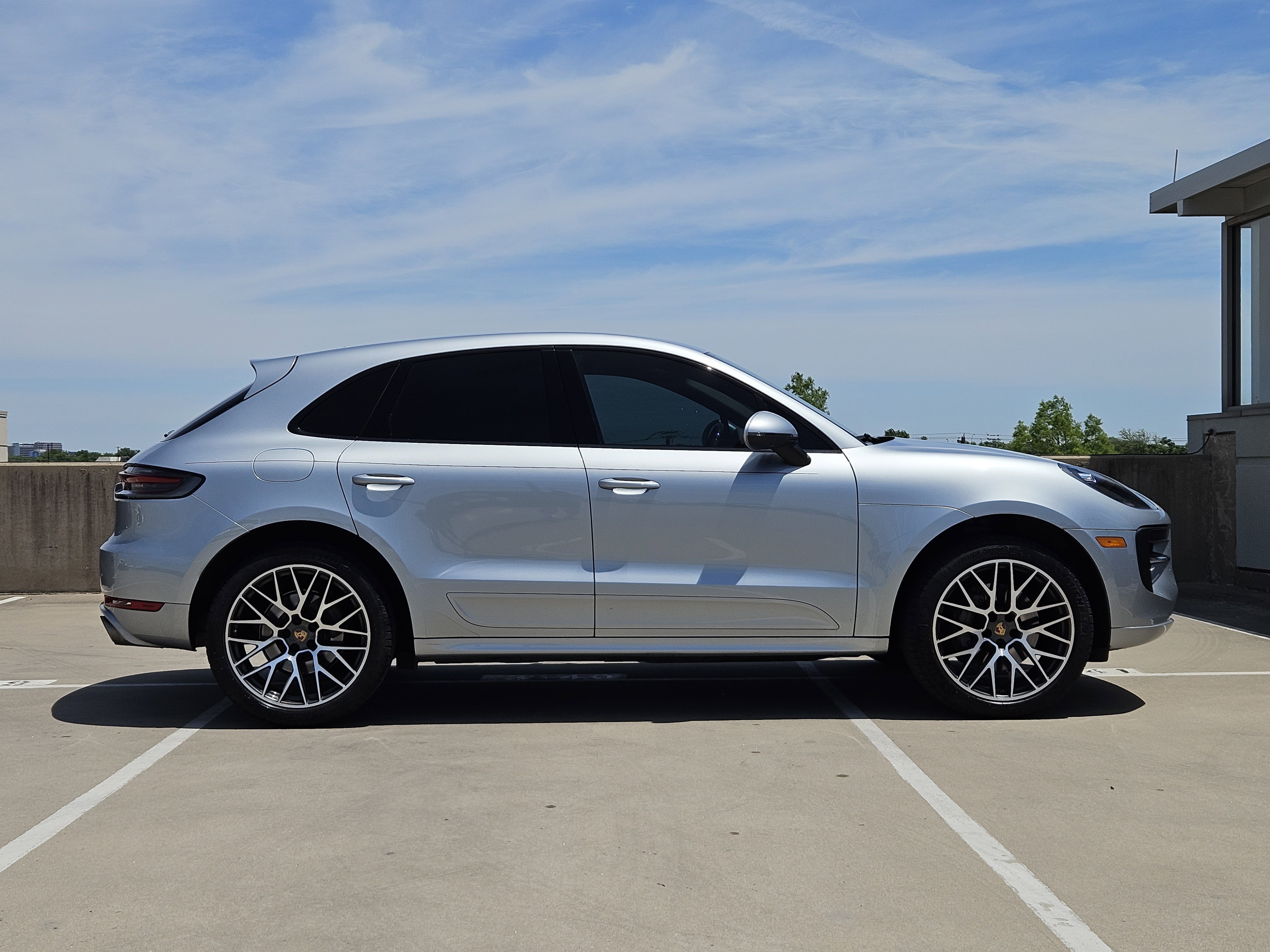 Certified 2020 Porsche Macan S AWD/4WD image 9