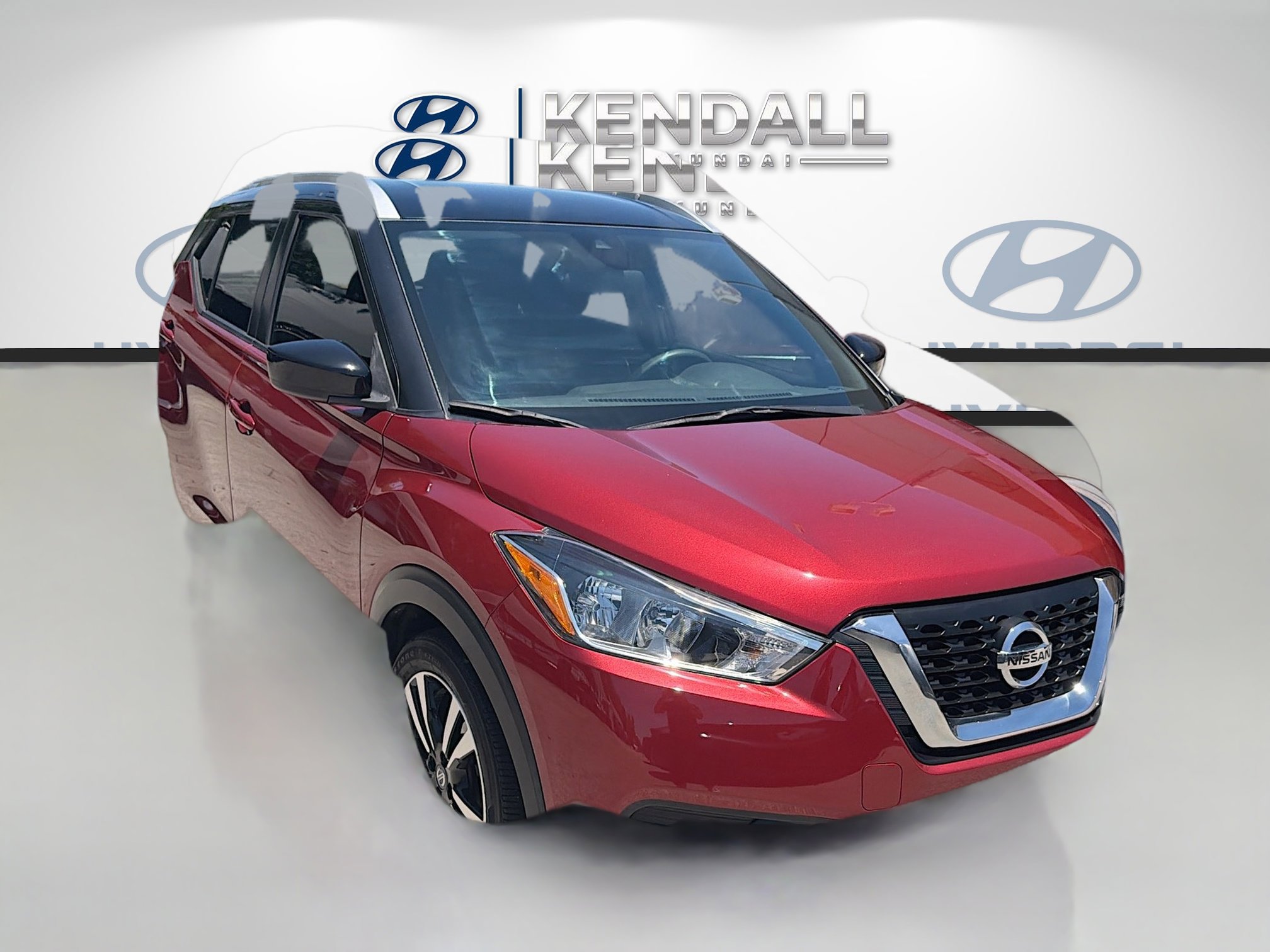 Used 2020 Nissan Kicks SV FWD image 1