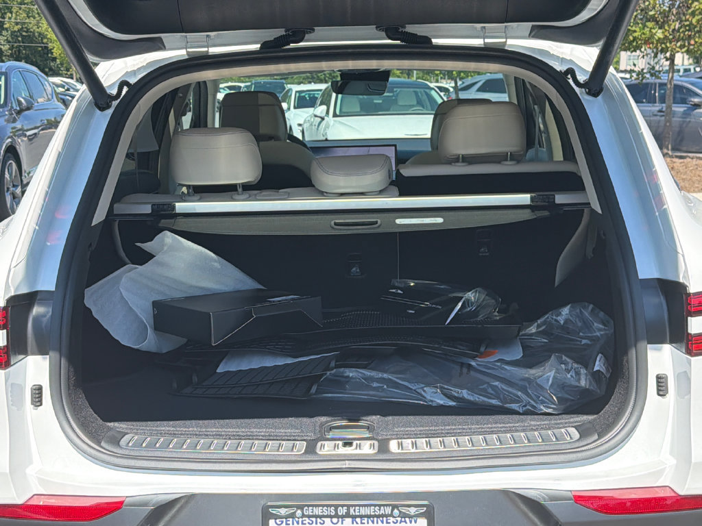 New 2027 Genesis GV70 2.5T Advanced AWD/4WD image 18
