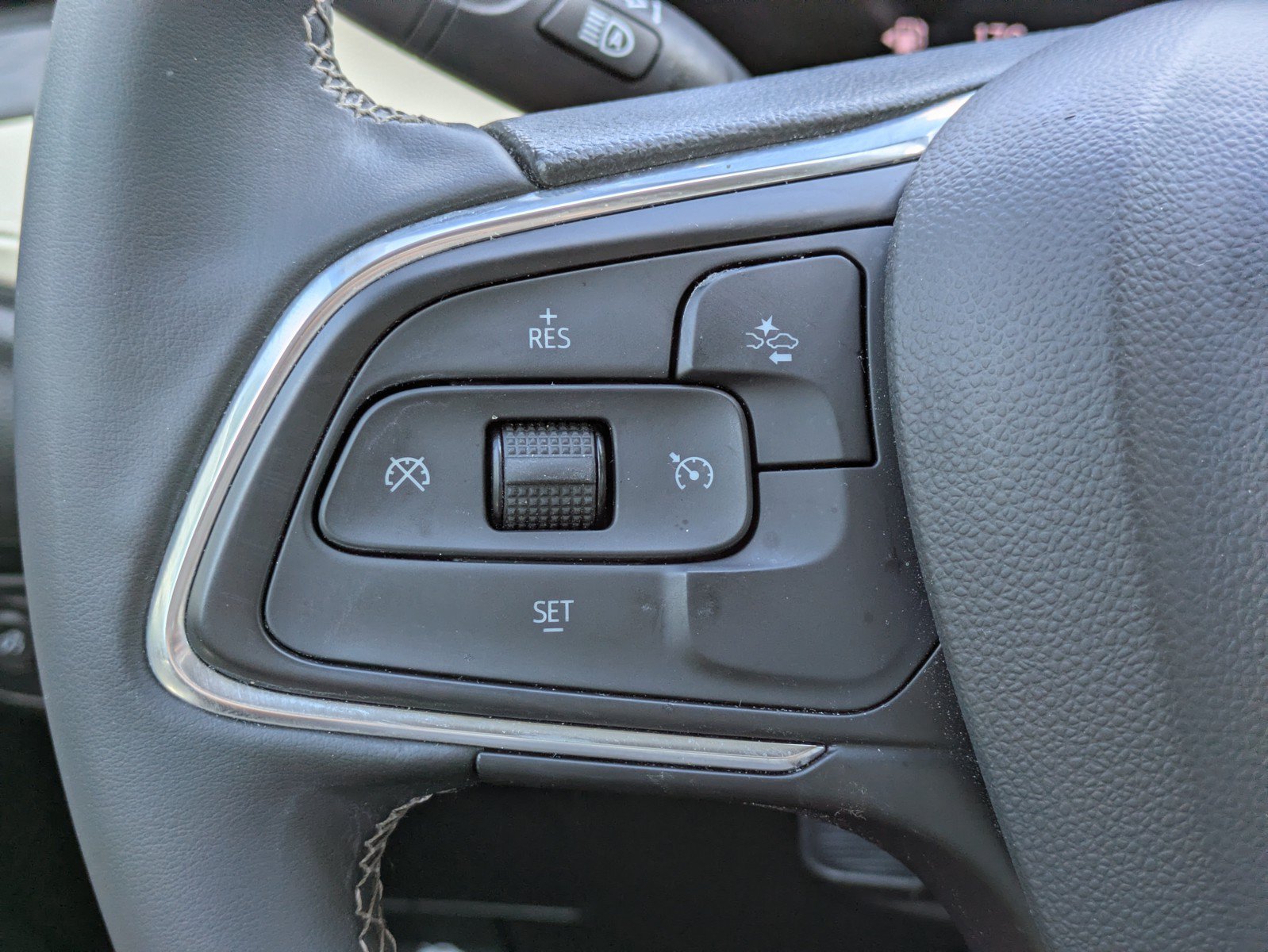 Used 2024 Buick Encore GX Preferred FWD image 21
