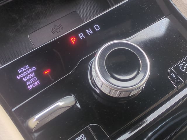 Used 2022 Jeep Grand Cherokee Limited 4xe w/ Luxury Tech Group II AWD/4WD image 38