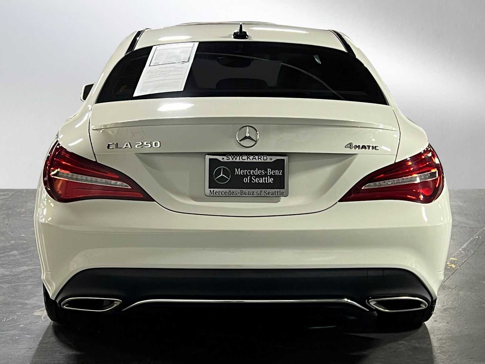 Used 2018 Mercedes-Benz CLA 250 4MATIC image 4