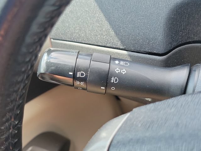 Used 2009 Toyota Prius w/ Pkg 6 FWD image 9