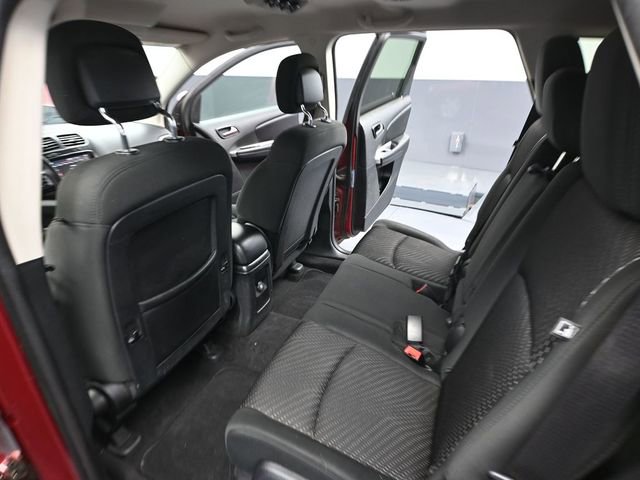 Used 2011 Dodge Journey Mainstreet w/ Safe & Sound Group AWD/4WD image 35