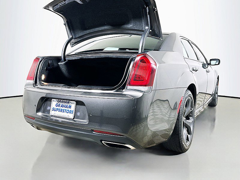 Used 2022 Chrysler 300 S image 25