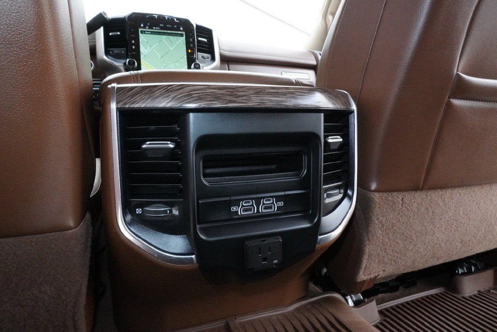 Used 2021 RAM 3500 Laramie AWD/4WD image 32