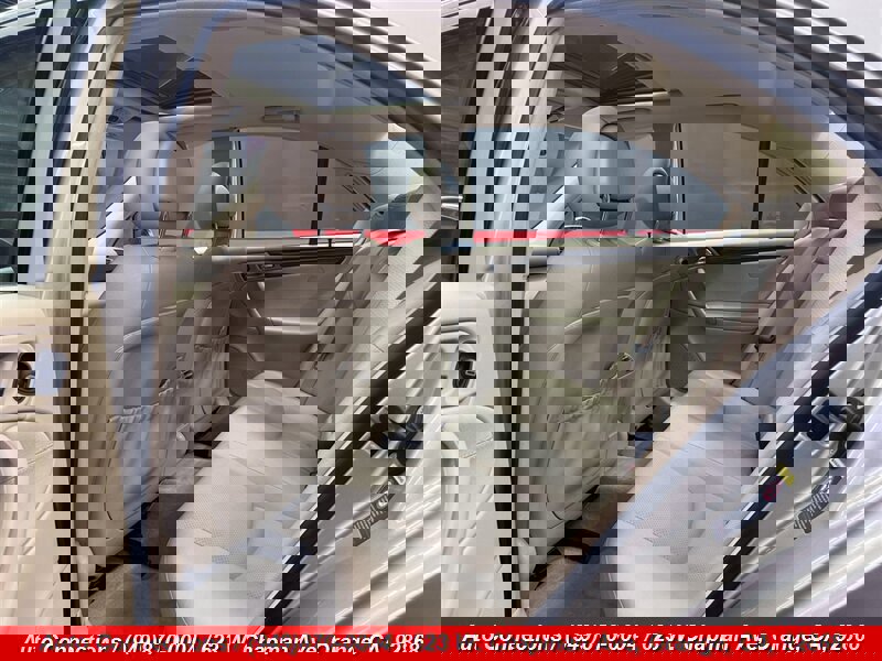 Used 2002 Mercedes-Benz C 240 Sedan image 9