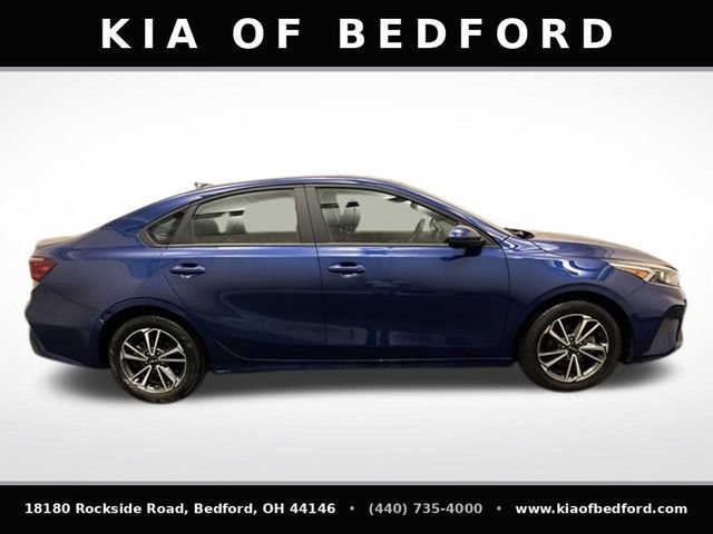 Certified 2022 Kia Forte LXS FWD image 4