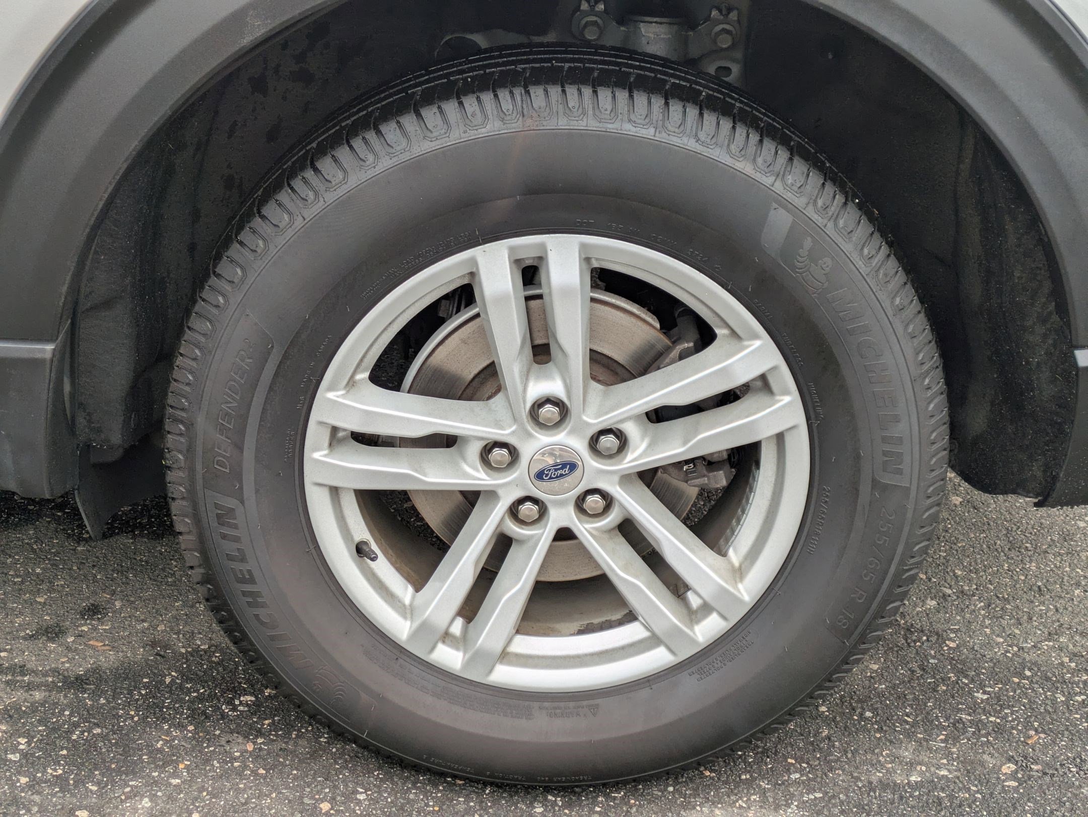 Used 2021 Ford Explorer XLT image 27