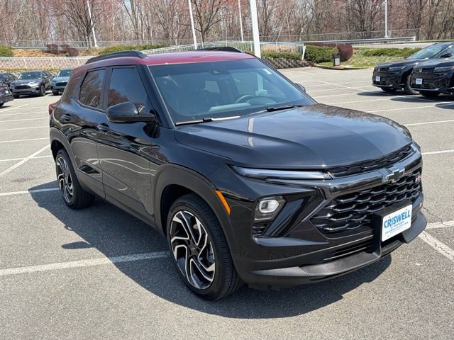 Used 2025 Chevrolet TrailBlazer RS w/ Convenience Package AWD/4WD image 2