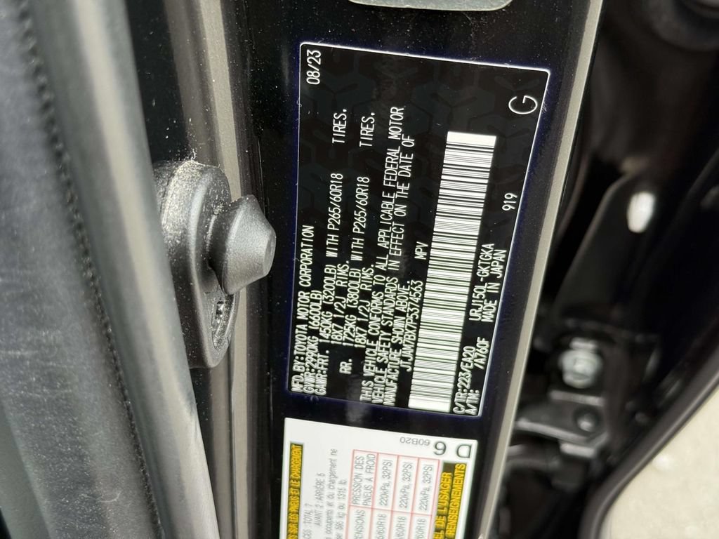 Used 2023 Lexus GX 460 Premium w/ Premium Package AWD/4WD image 32