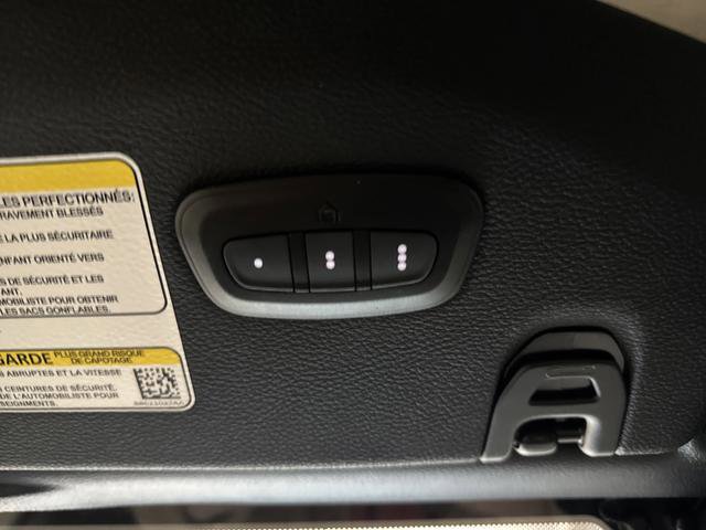 Used 2024 Jeep Gladiator Rubicon w/ Technology Group image 27