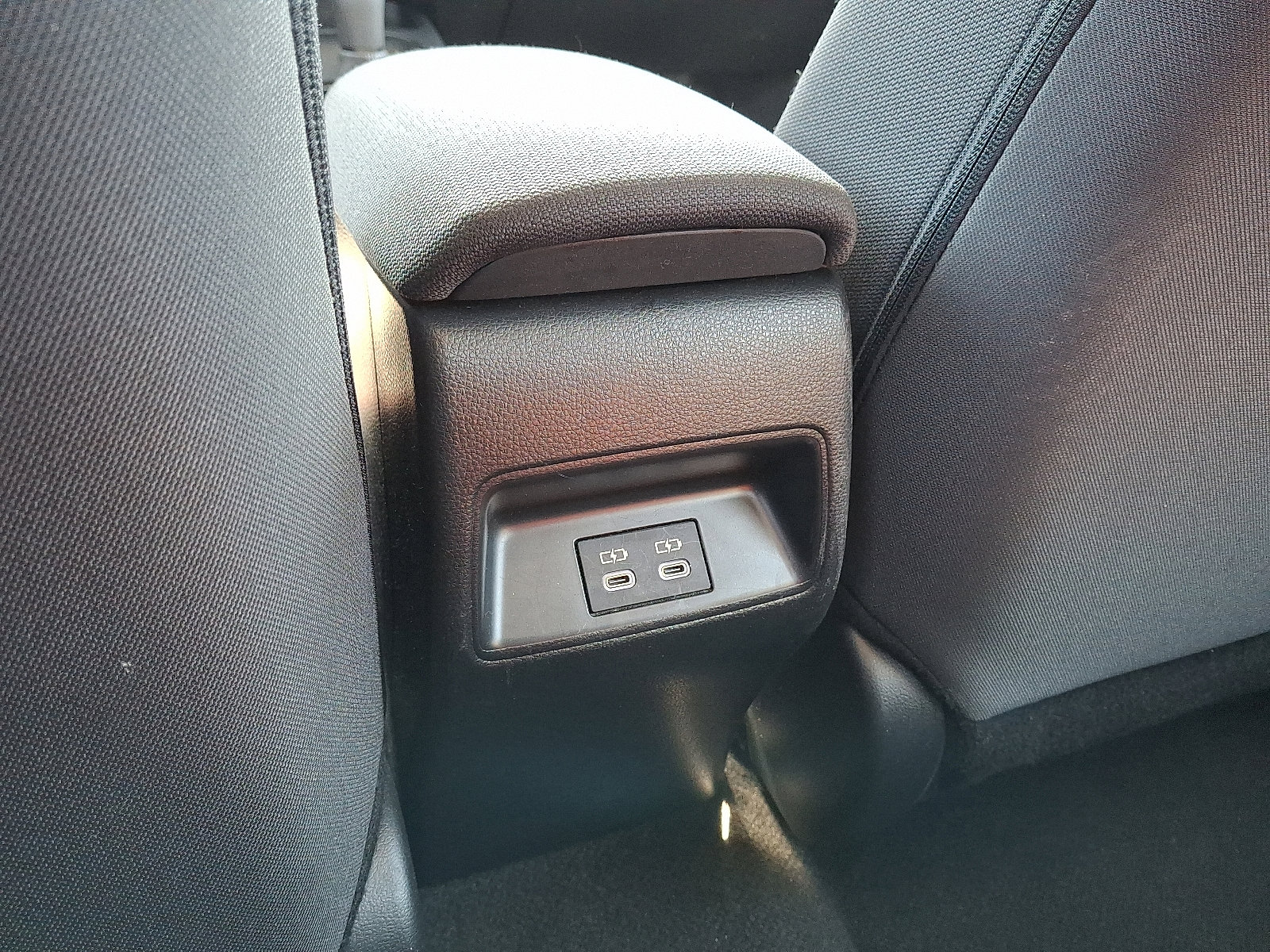 Used 2023 Toyota Corolla LE FWD image 12