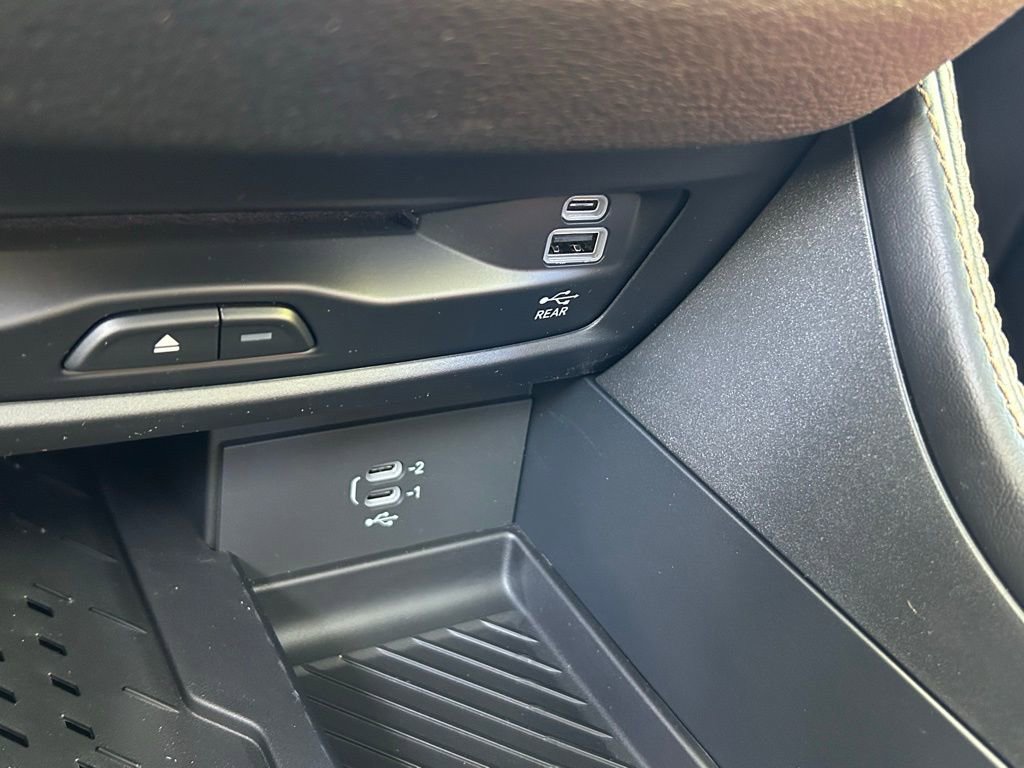 New 2026 Chrysler Pacifica Pinnacle image 57